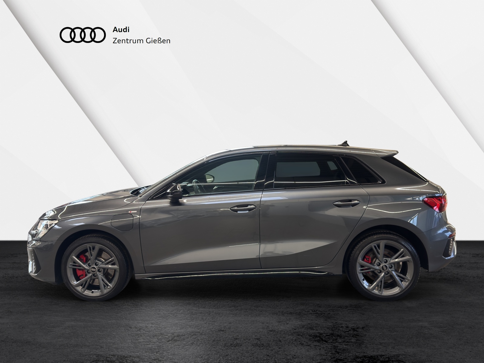 A3 Sportback 45 TFSI e S line Black HuD AHK Kamera LED Navi