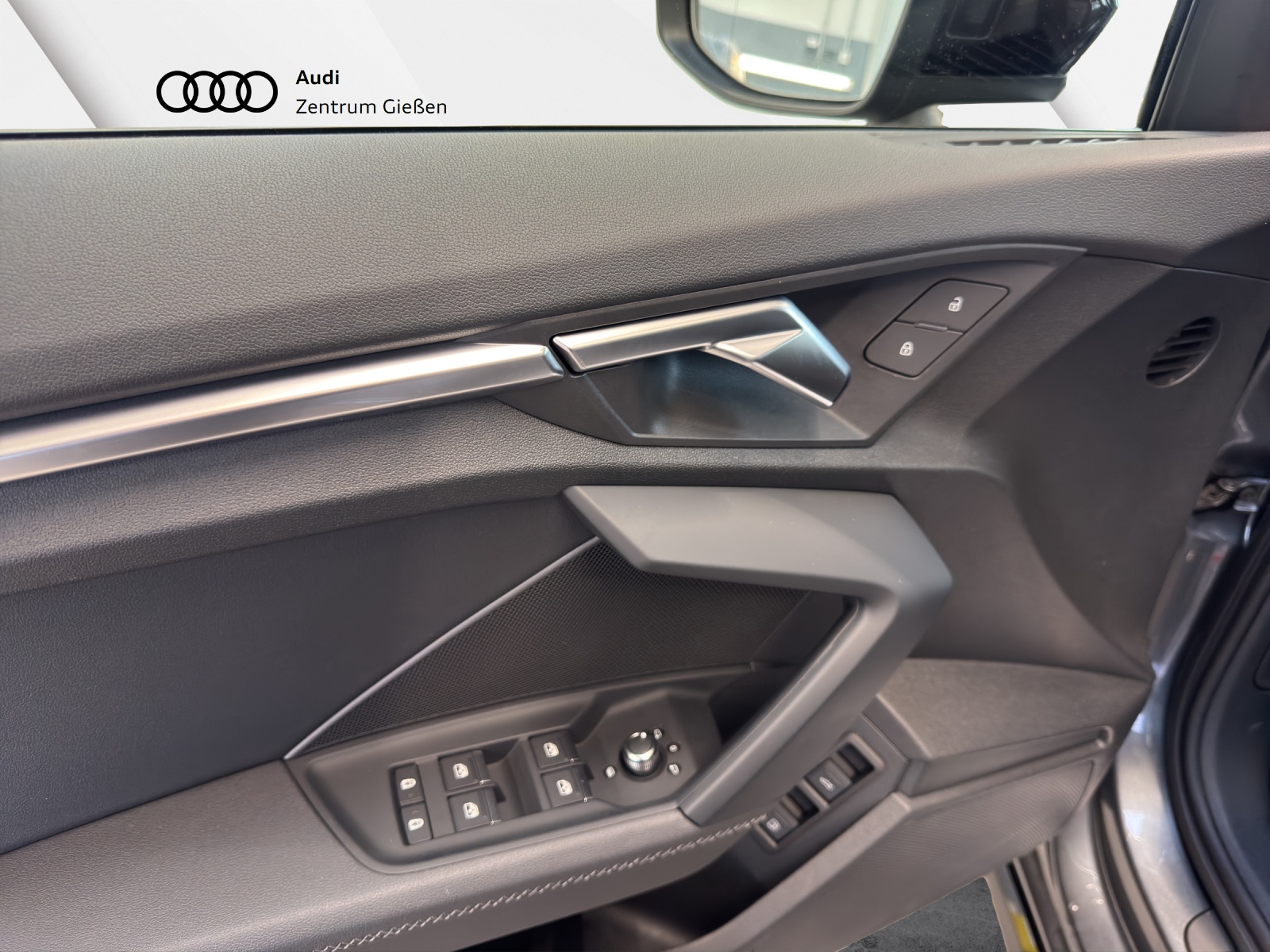 A3 Sportback 45 TFSI e S line Black HuD AHK Kamera LED Navi