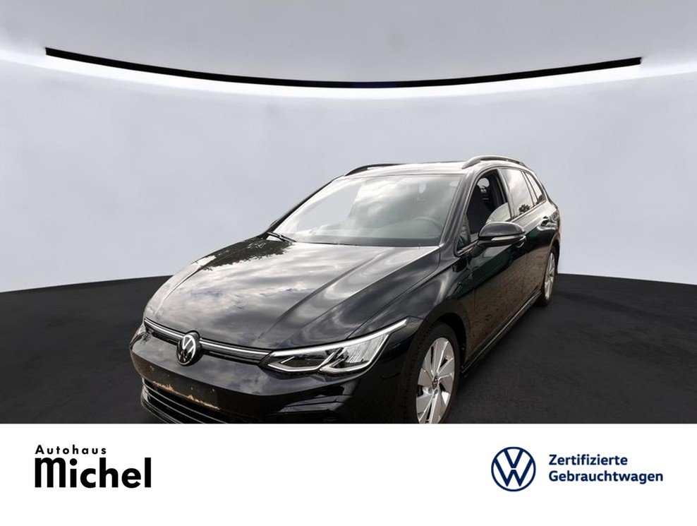 Golf 8 Variant TSI DSG R-Line LED ACC Navi AHK Harmann-...