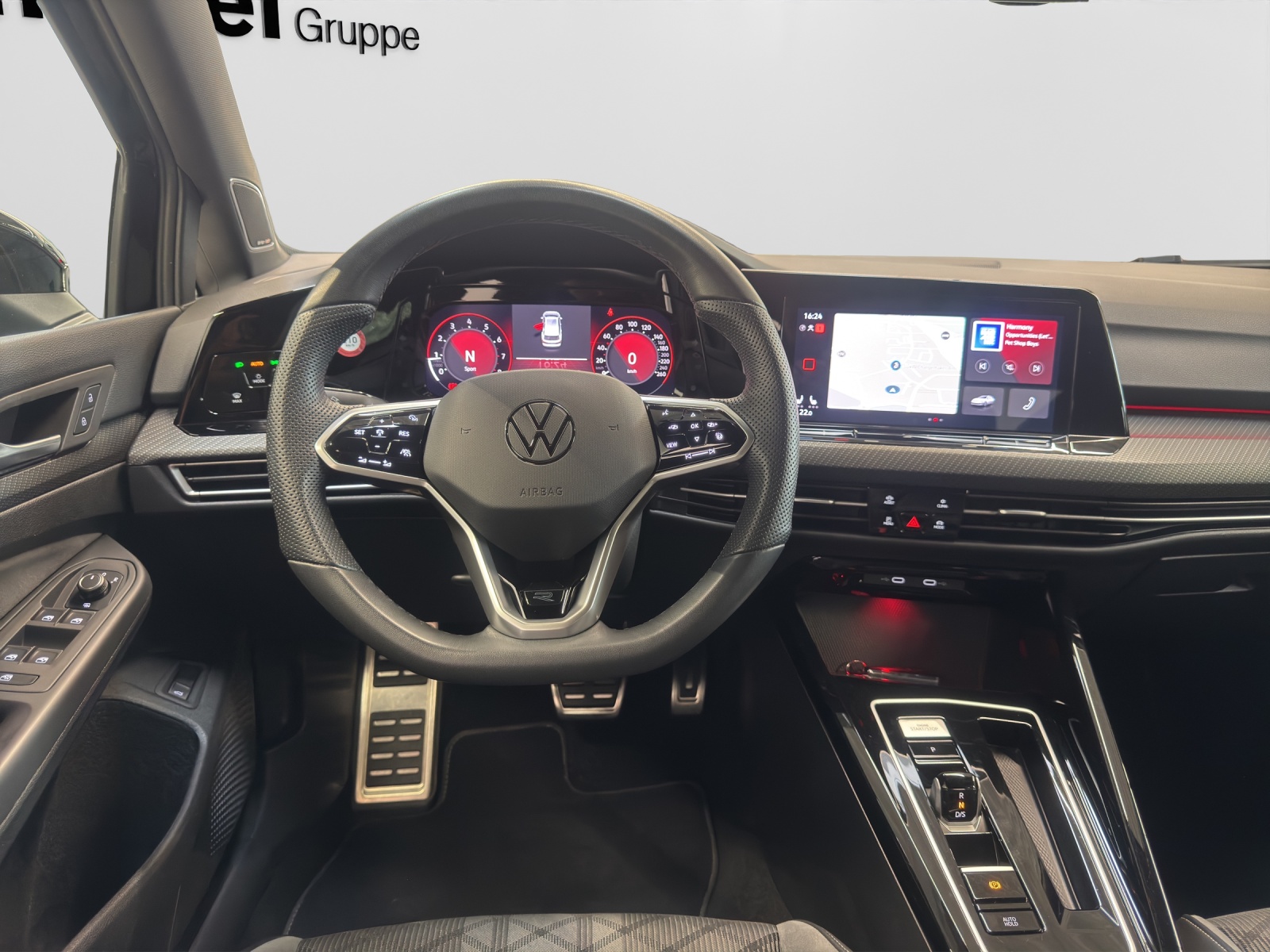 Golf 8 Variant TSI DSG R-Line LED ACC Navi AHK Harmann-Kardon
