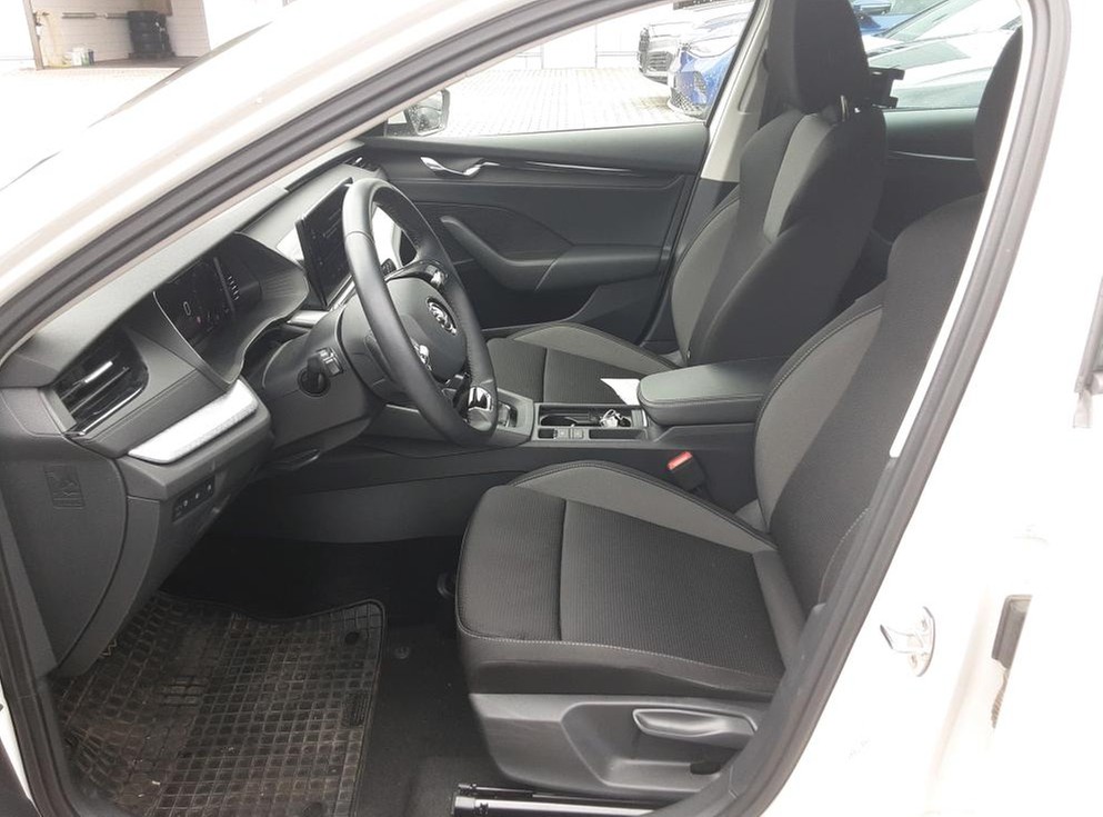 Octavia Combi TDI Ambition LED Navi SmartLink Alu-18Zoll