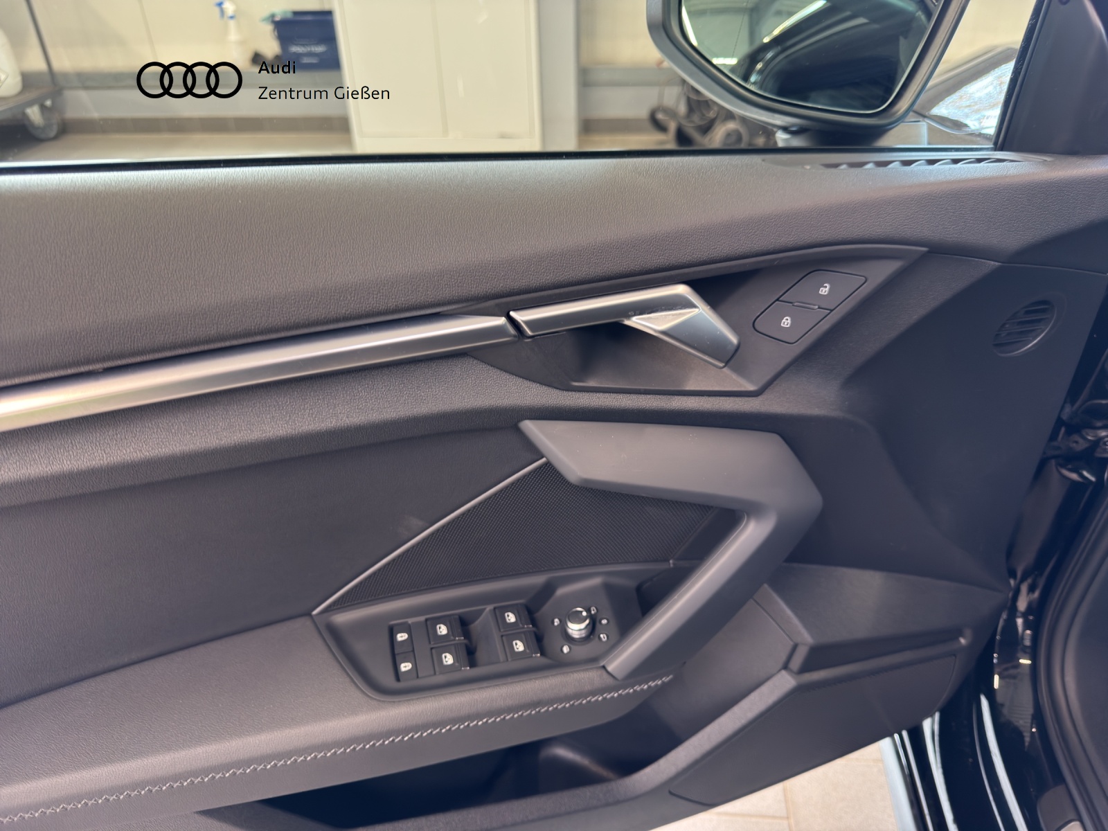 S3 Sportback 2.0 TFSI quattro Black Matrix-LED Assistenzpaket