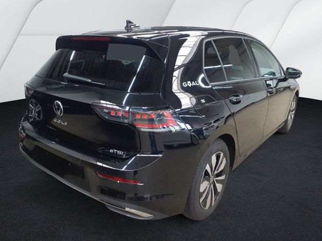 Golf 8 eTSI DSG Goal IQ-Light Navi AHK Kamera TravelAssist