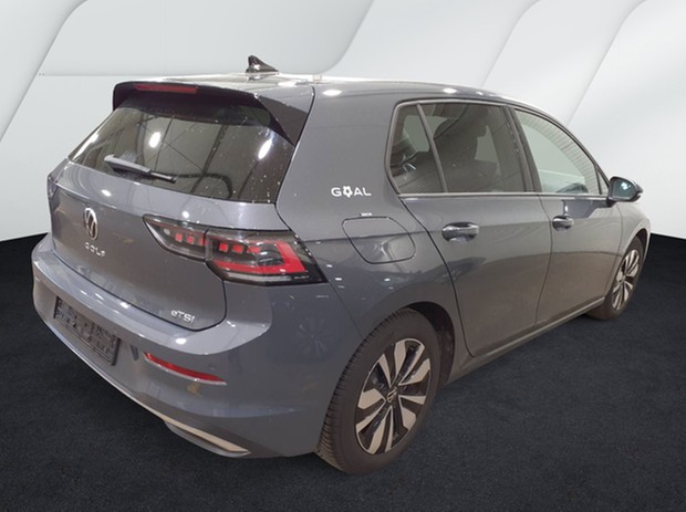 Golf 8 eTSI DSG Life IQ-Light Navi AHK Kamera TravelAssist