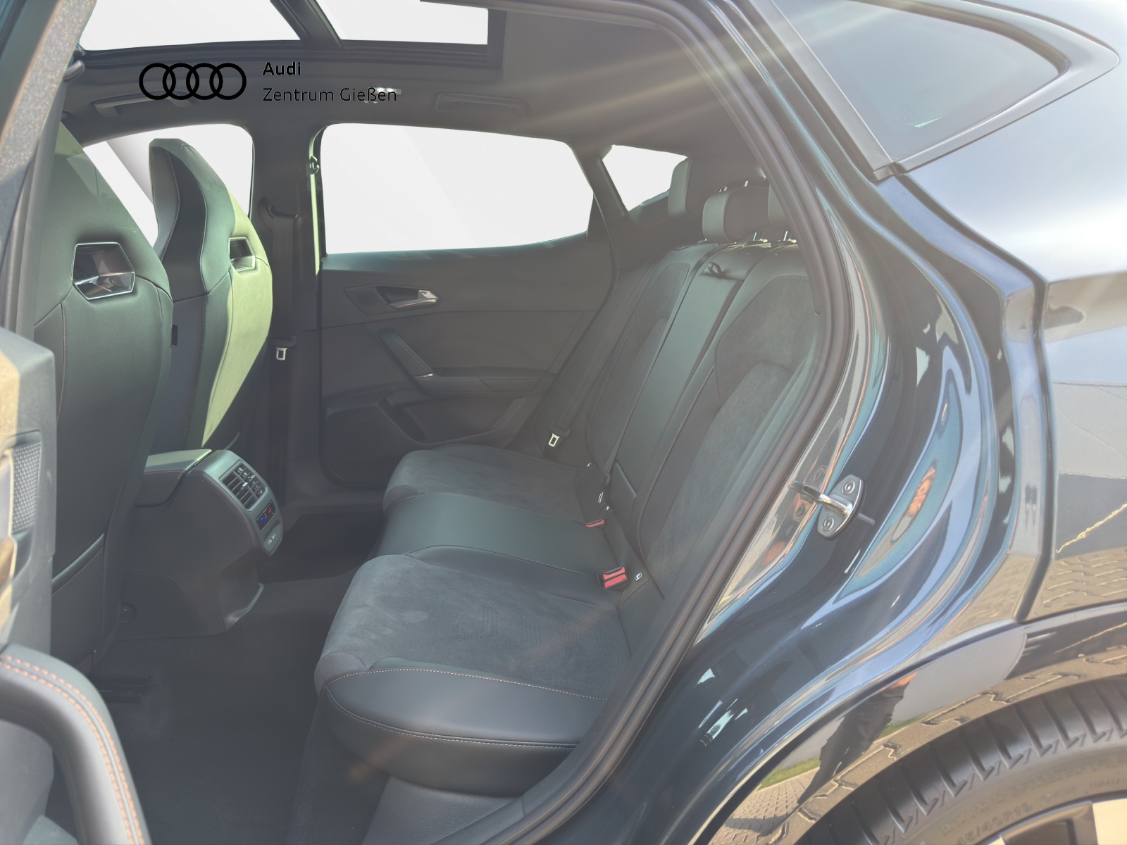 Formentor 2.0 TSI 4Drive DSG VZ MATRIX PANO Sennheiser