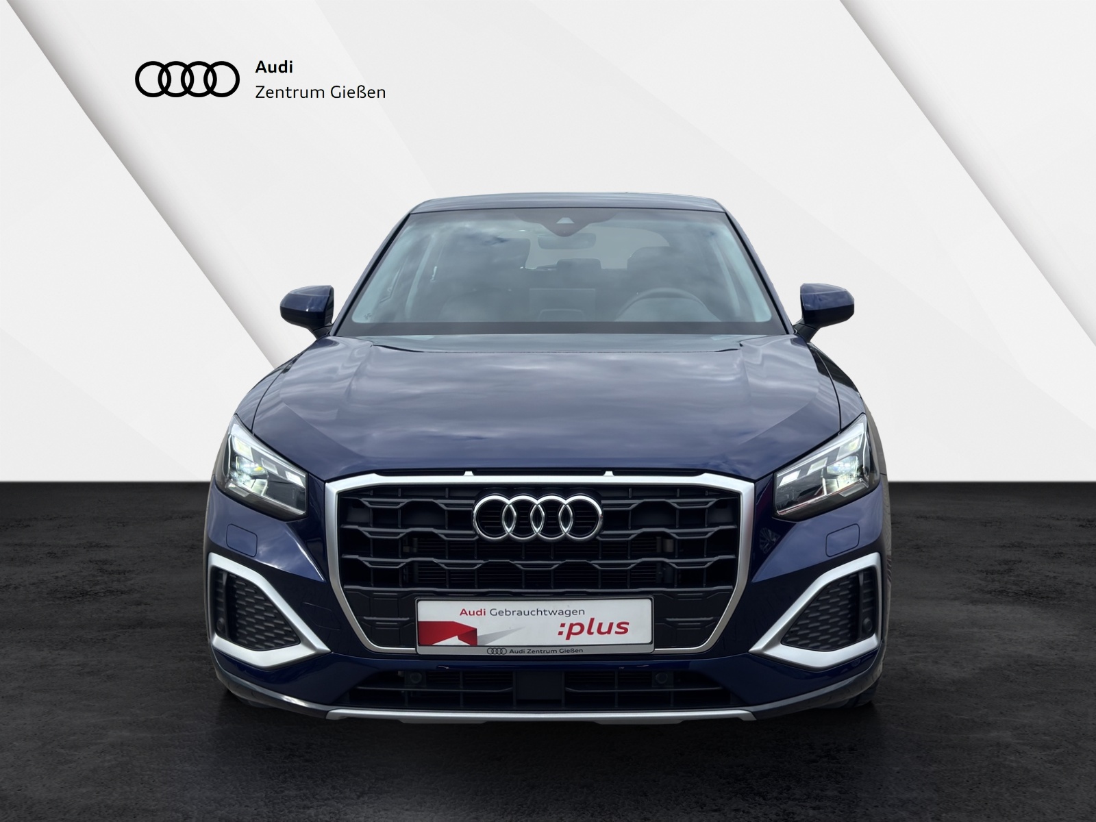 Q2 35 TFSI S tronic advanced Matrix-LED smartphone interface