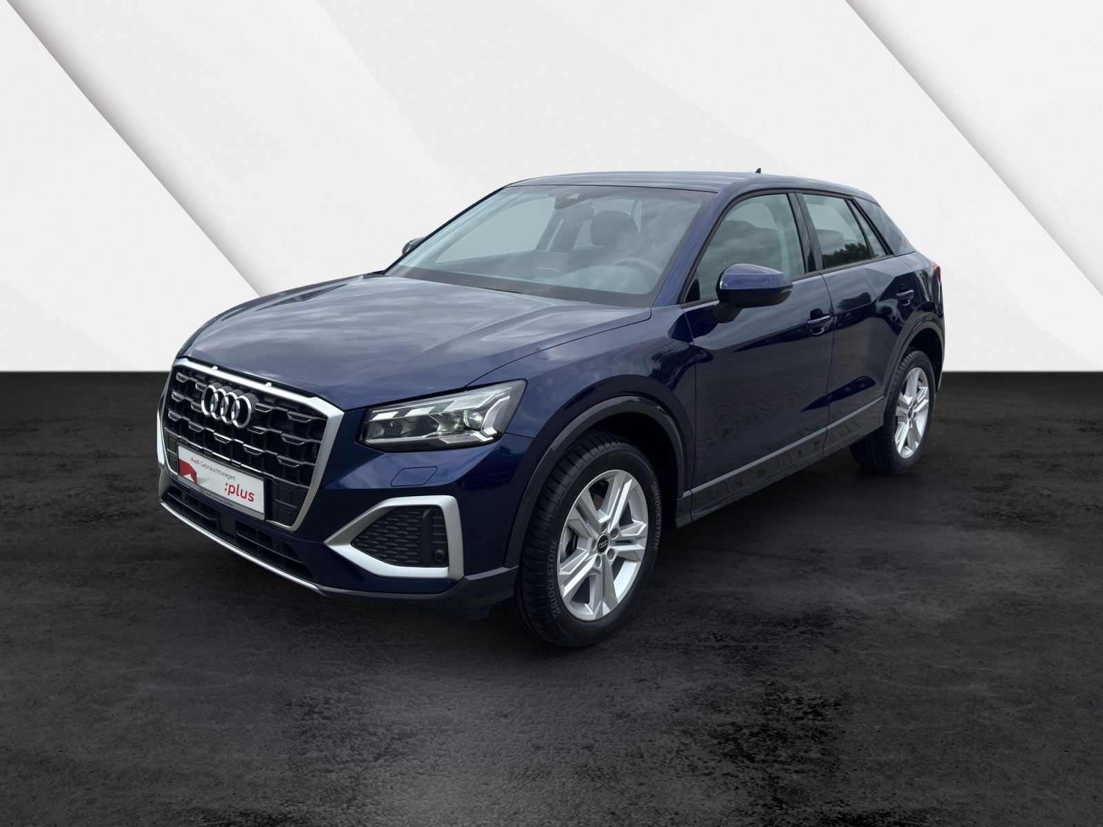 Q2 35 TFSI S tronic advanced Matrix-LED smartphone interface