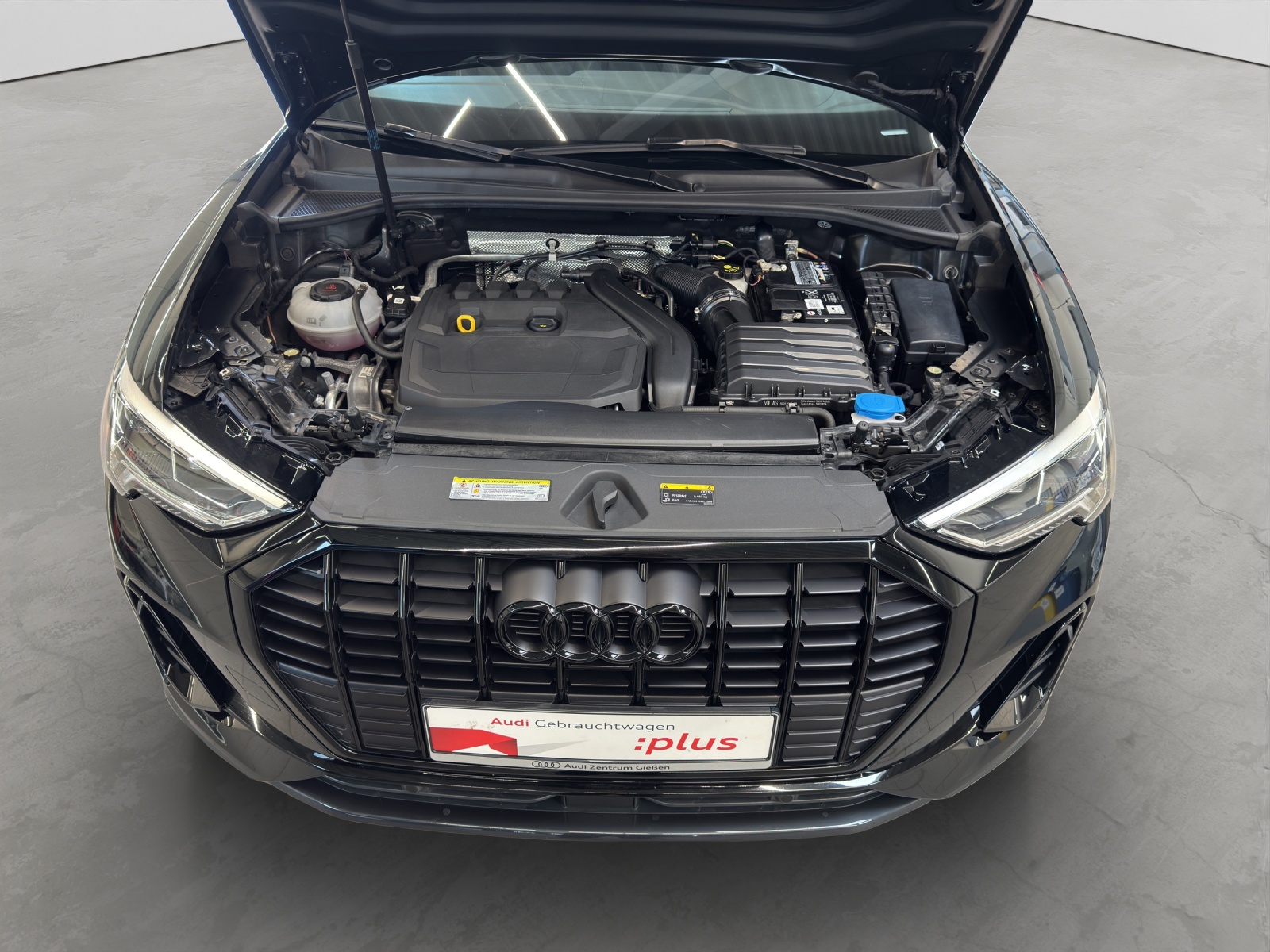Q3 35 TFSI S-tronic S line black AHK LED Navi