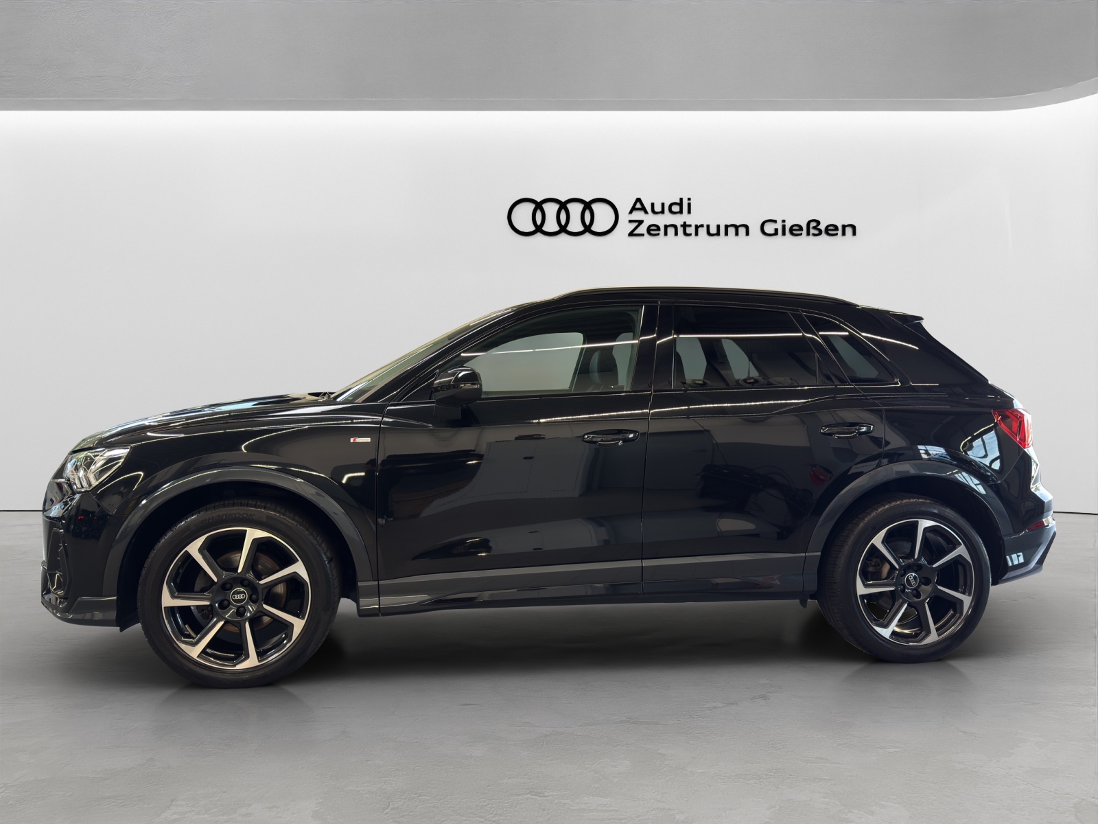 Q3 35 TFSI S-tronic S line black AHK LED Navi