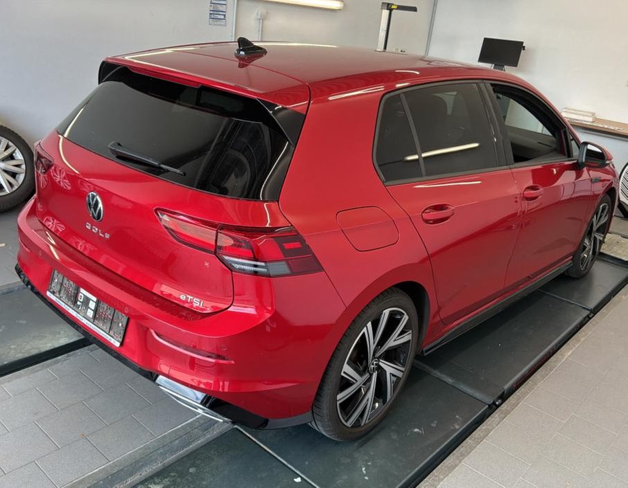 Golf 8 eTSI DSG R-Line