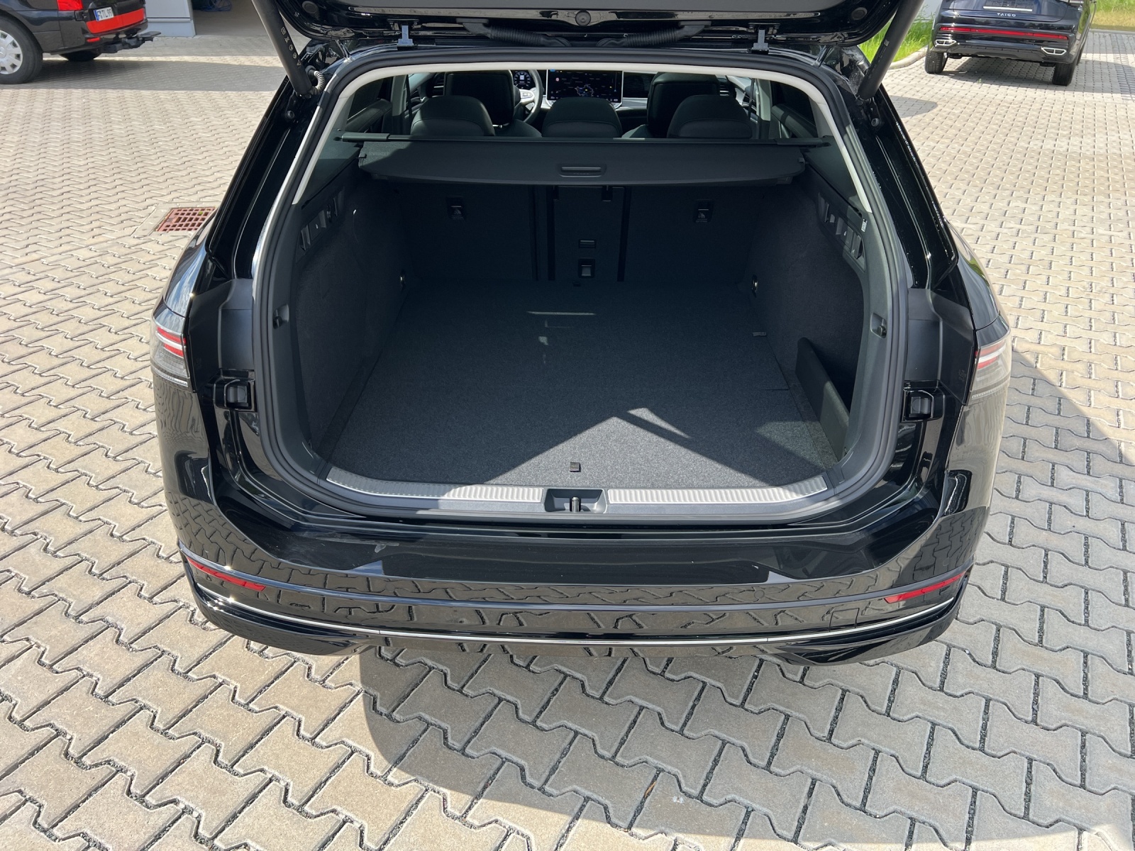 Passat Variant Plug-In Hybrid DSG Elegance 496,-  mtl.ohne Anzahlung