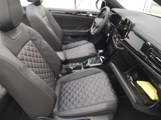T-Roc Cabrio TSI DSG R-Line Edition Karmann IQ-Light AHK Navi Kamera