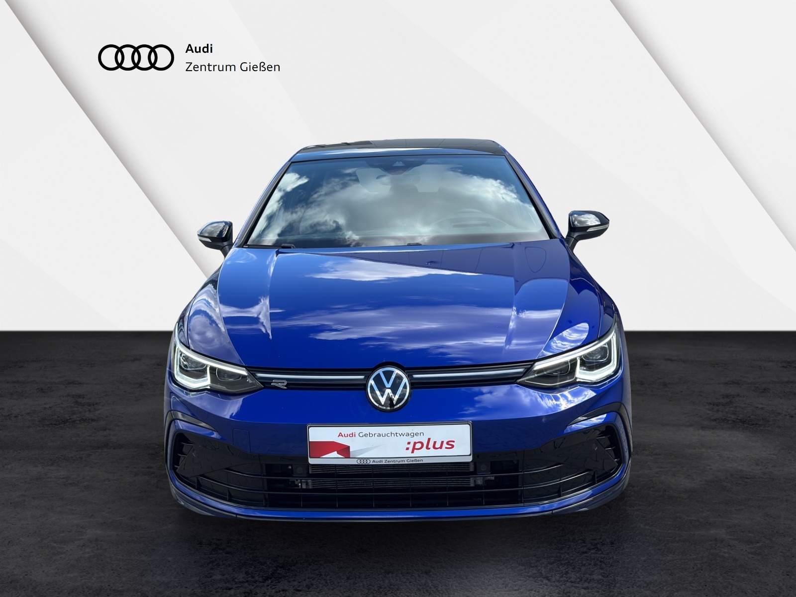 Golf VIII 2.0 TSI 4Motion DSG R-Line Black Style Pano Navi
