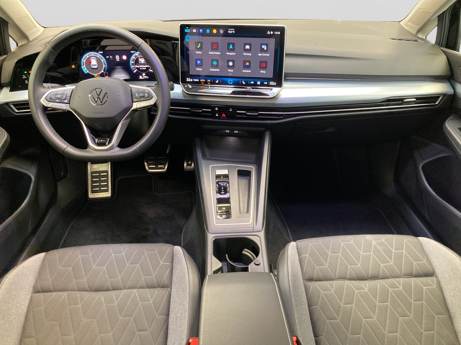 Golf 8 eTSI DSG Goal IQ-Light Navi AHK Kamera TravelAssist