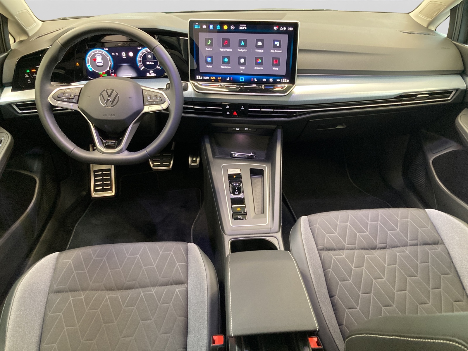 Golf 8 eTSI DSG Goal LED-Plus Navi AHK Kamera TravelAssist
