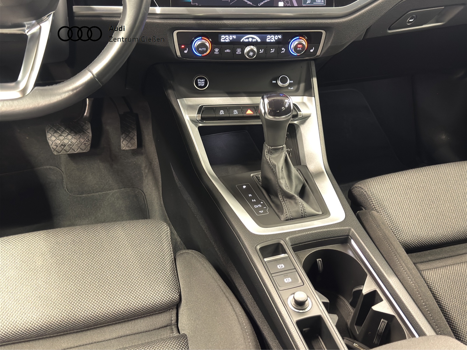 Q3 35 TDI S-tronic S line Matrix AHK Navi