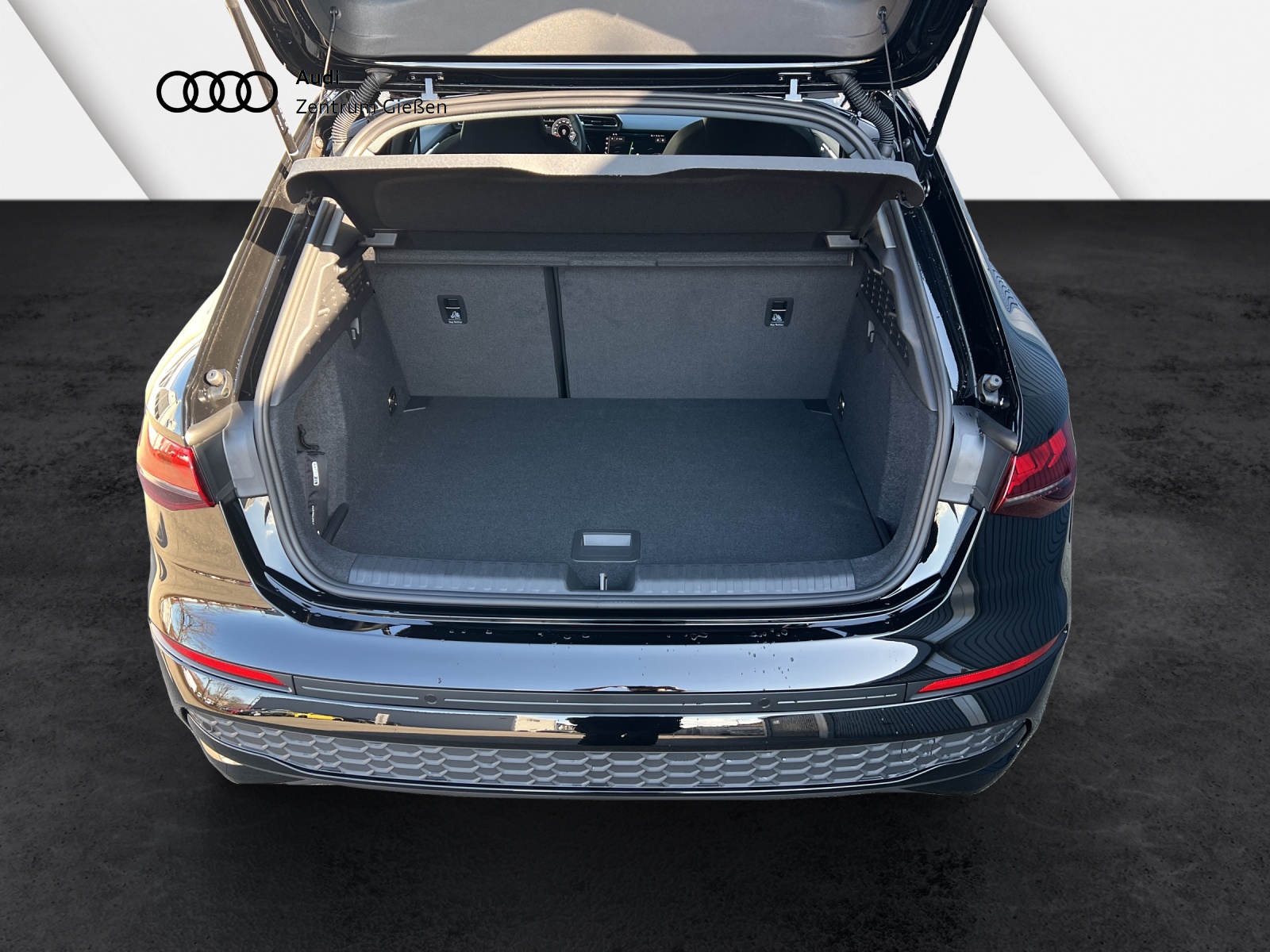 A3 Sportback 30 TFSI advanced black Businesspaket MMI Navi Plus