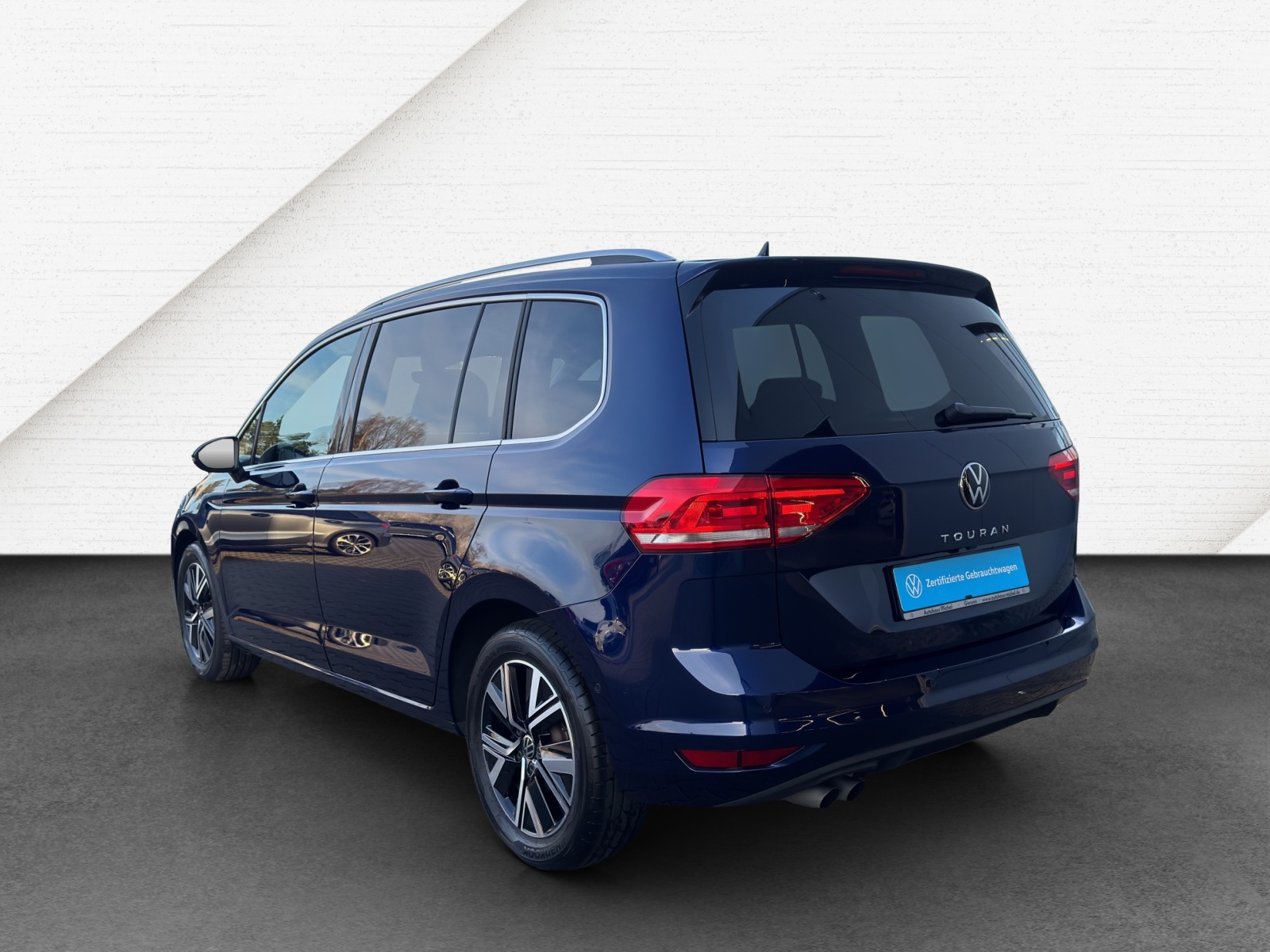 Touran TDI DSG Highline Standh.AHK Navi TravelAssist LED