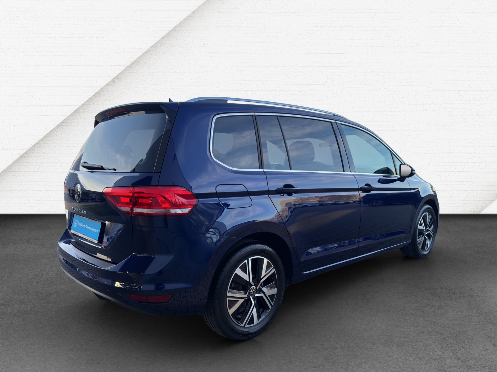 Touran TDI DSG Highline Standh.AHK Navi TravelAssist LED