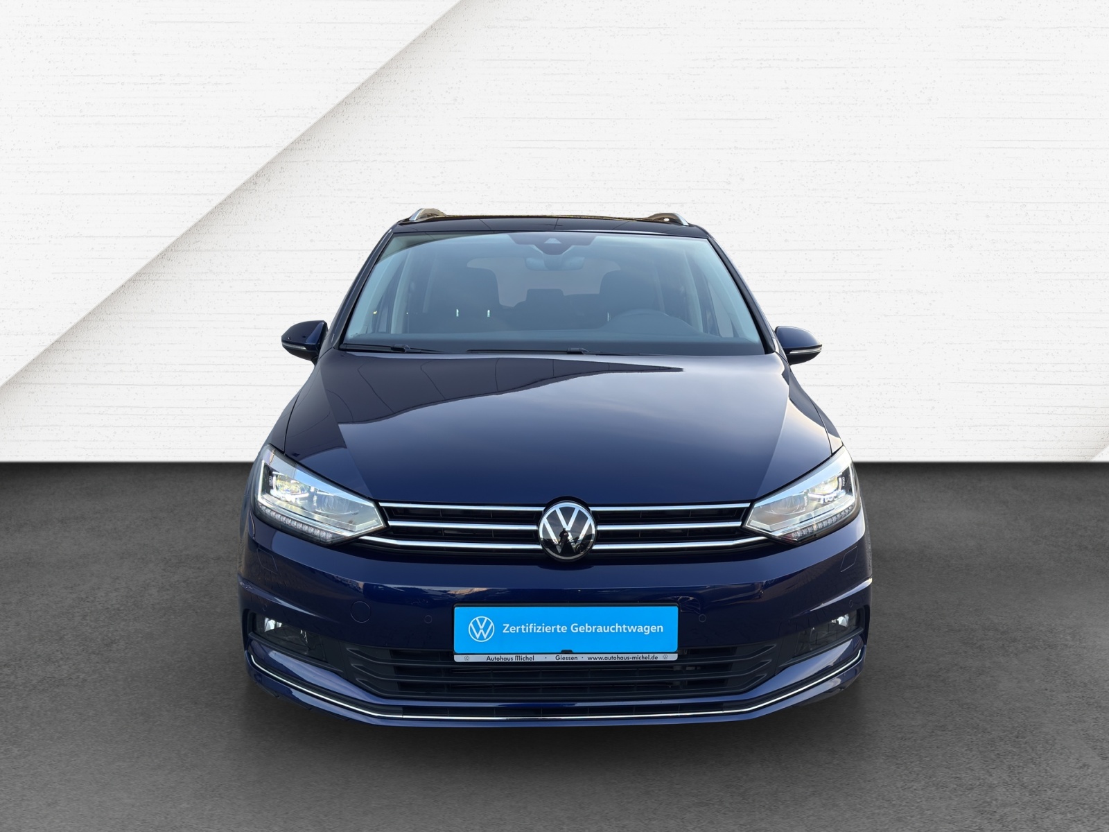 Touran TDI DSG Highline Standh.AHK Navi TravelAssist LED