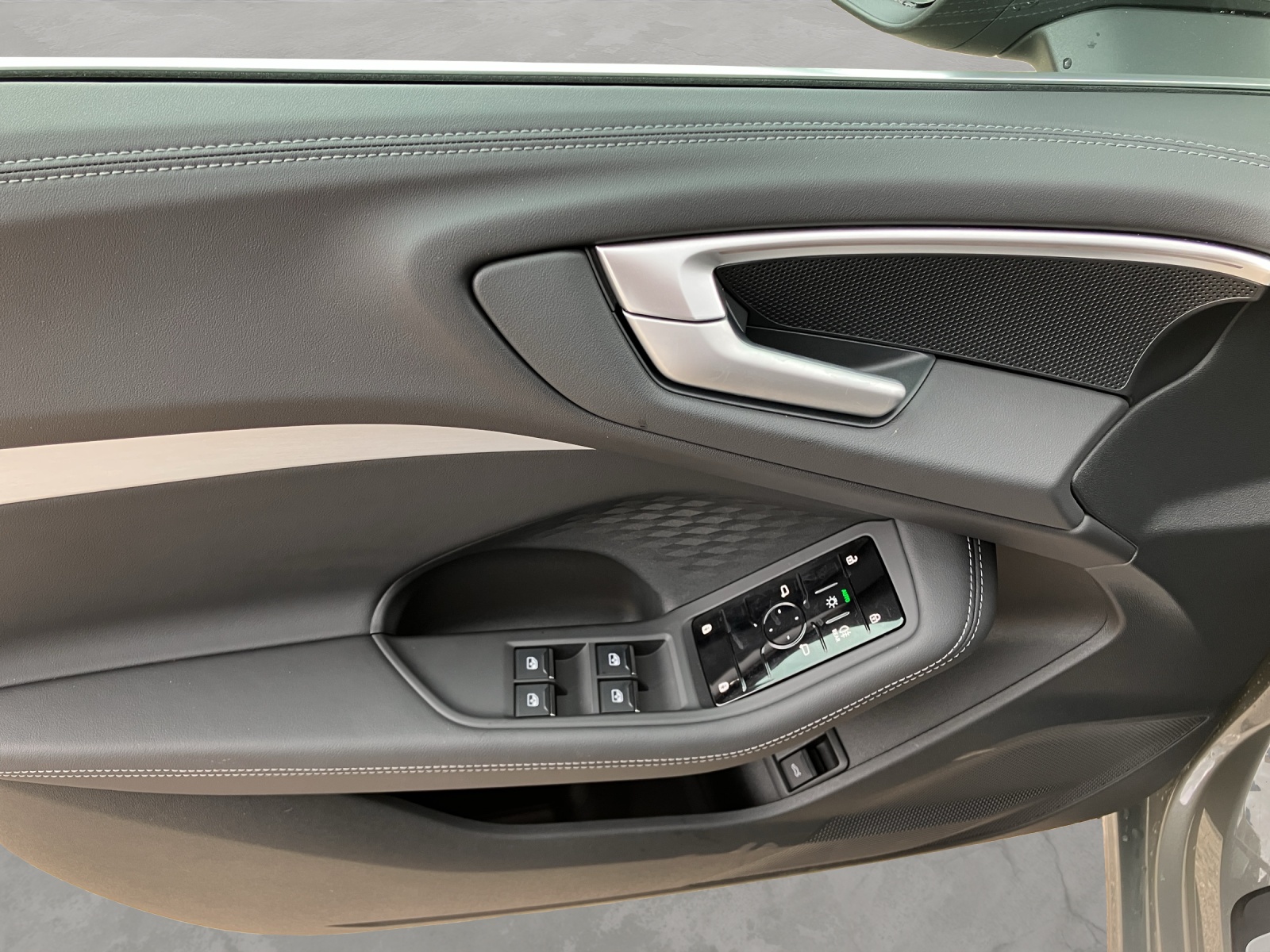 A5 Avant TFSI e-hybrid quattro AHK Navi Assistenzpaket