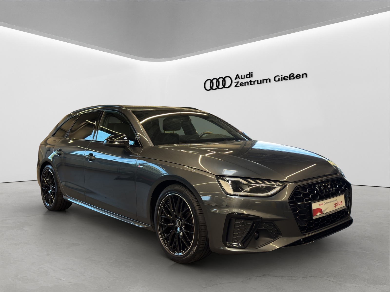 A4 Avant 30 TDI S-tronic S line Black Standheizung Navi LED