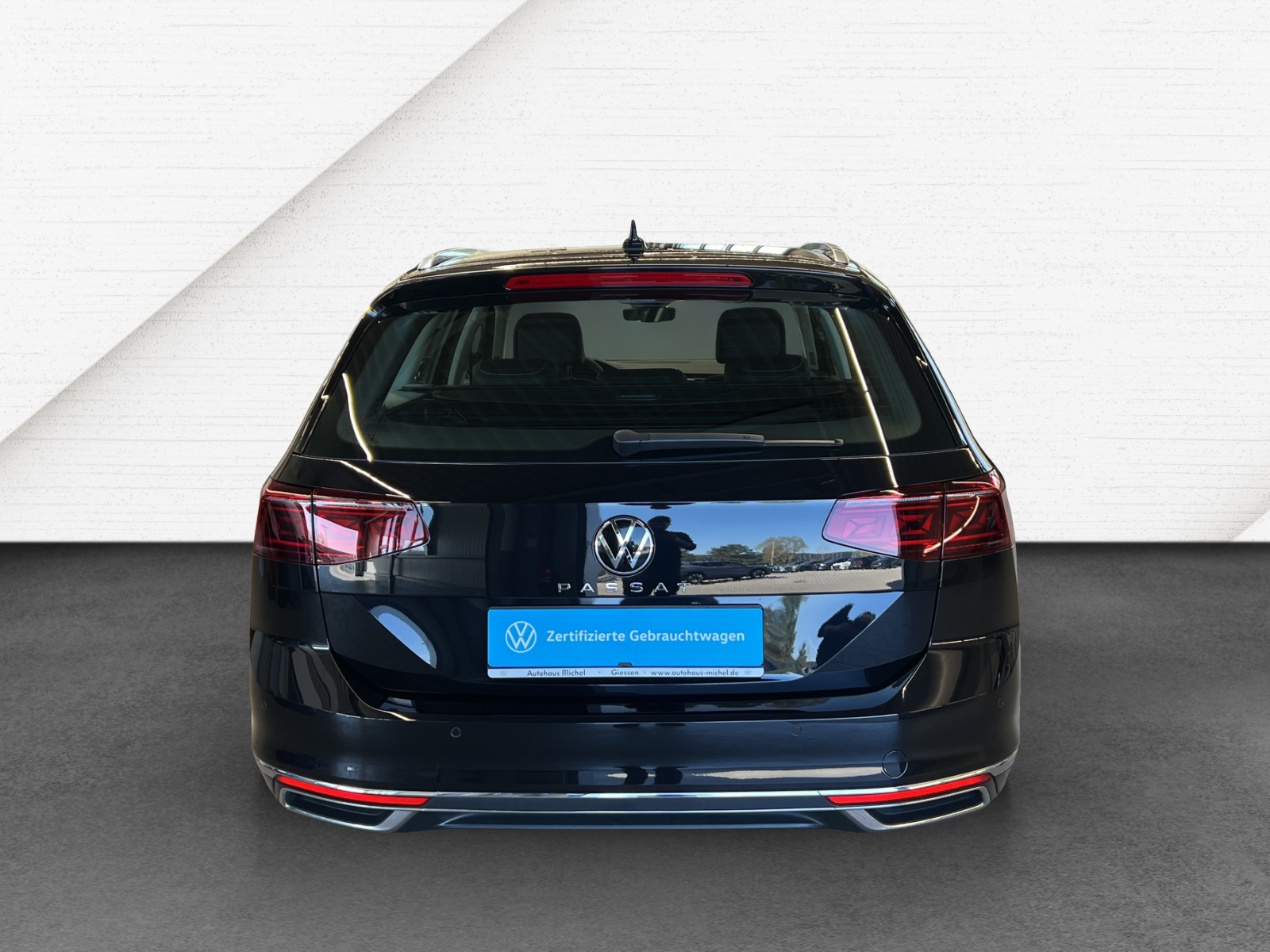 Passat Variant 2.0 TSI DSG Elegance IQ-Light TravelAssist Navi AHK Alu-18Zoll