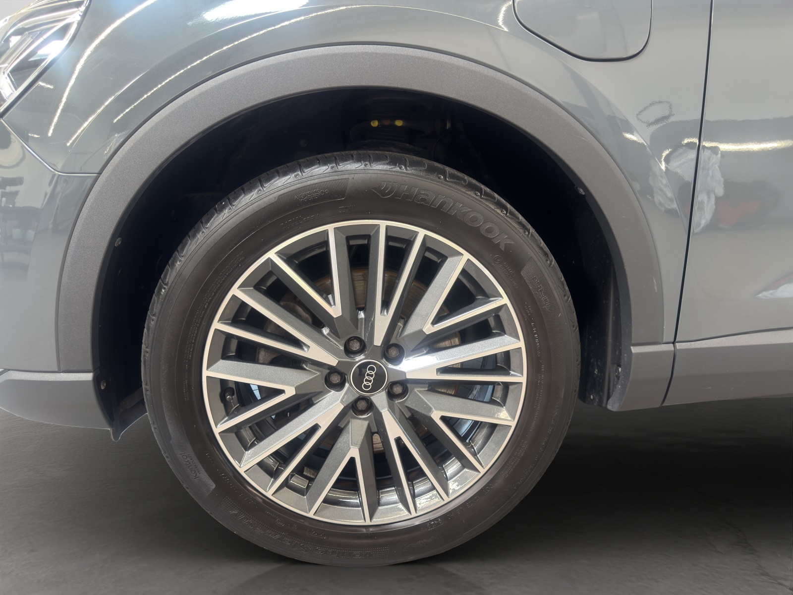 Q3 45 TFSI e design selection Kamera LED AHK Navi