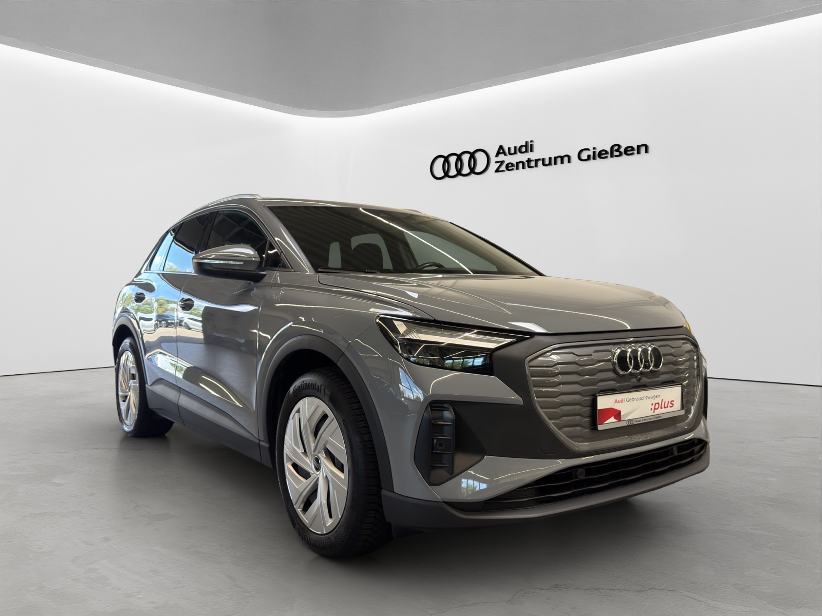 Q4 e-tron 40 basis AHK Assistenzpaket Navi