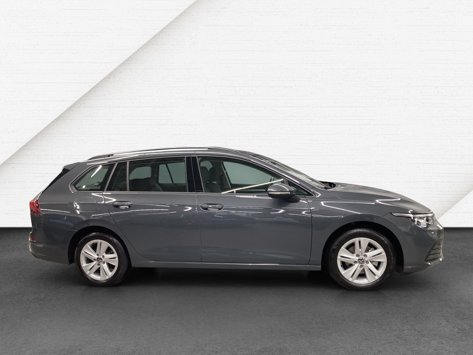 Golf 8 Variant eTSI DSG Life ErgoAct. Navi TravelAssist