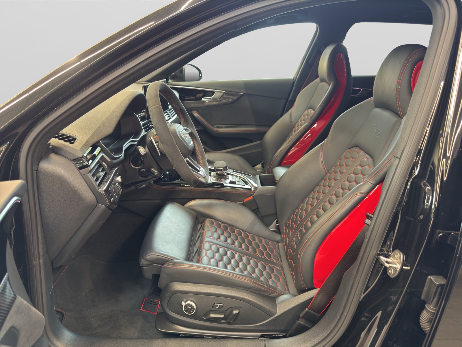 RS 4 Avant 2.9 TFSI quattro competition AHK B&O HuD Matrix-LED Navi