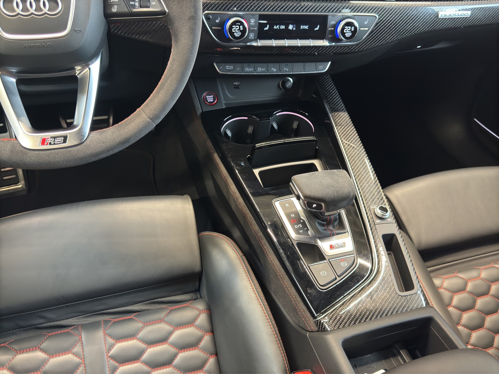 RS 4 Avant 2.9 TFSI quattro competition AHK B&O HuD Matrix-LED Navi