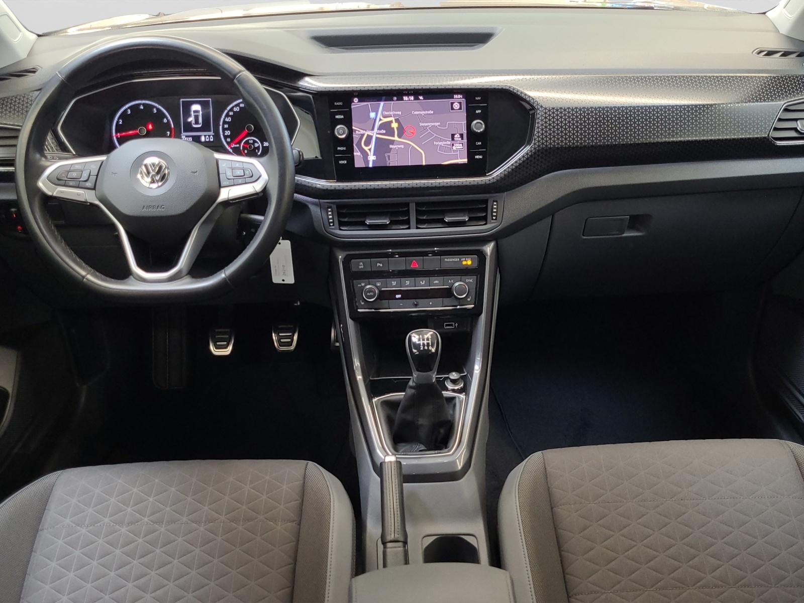 T-Cross TSI Style ACC LED Navi AHK Kamera