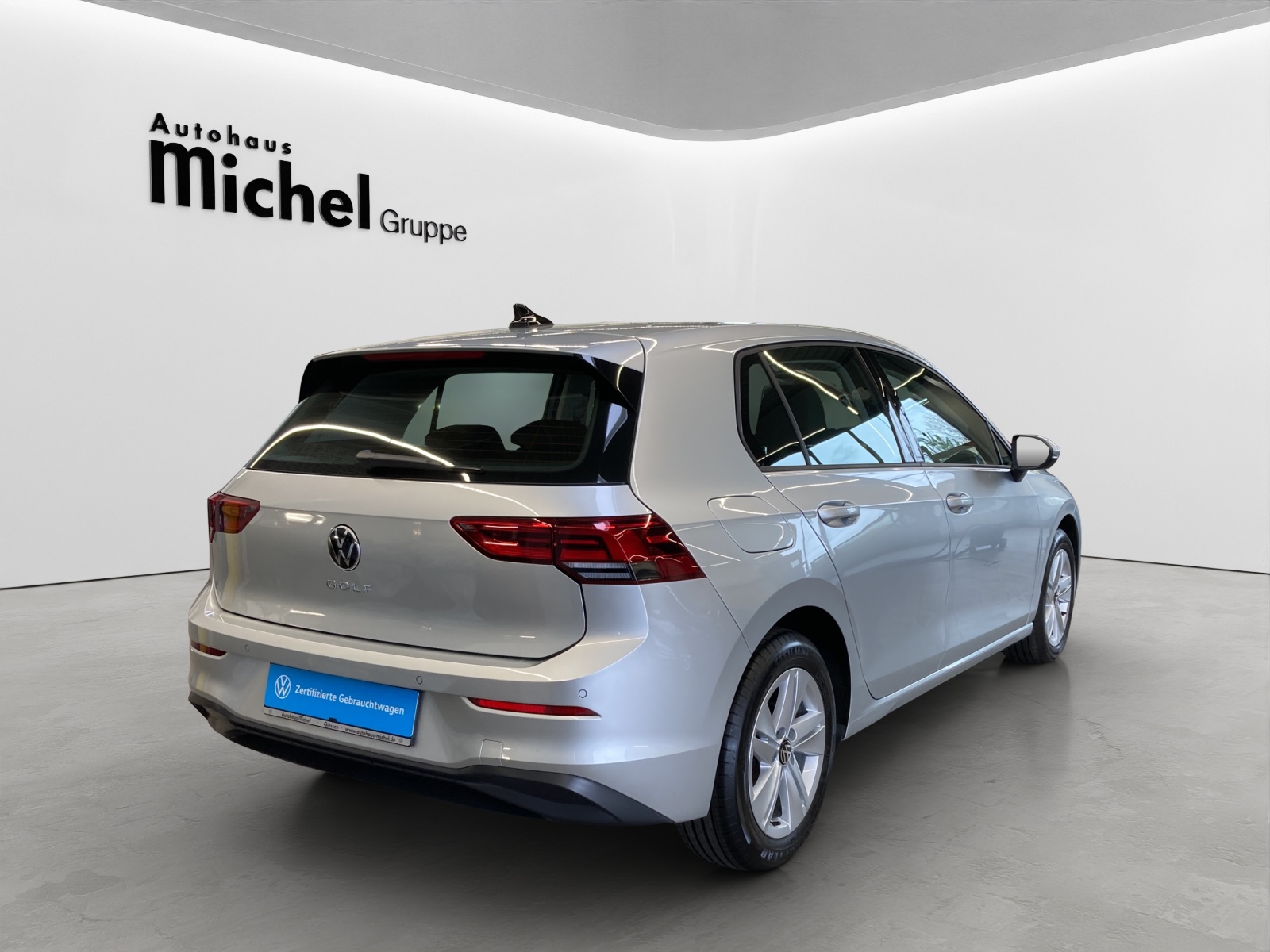 Golf 8 1.5 TSI Life LED-Plus Navi TravelAssist Kamera