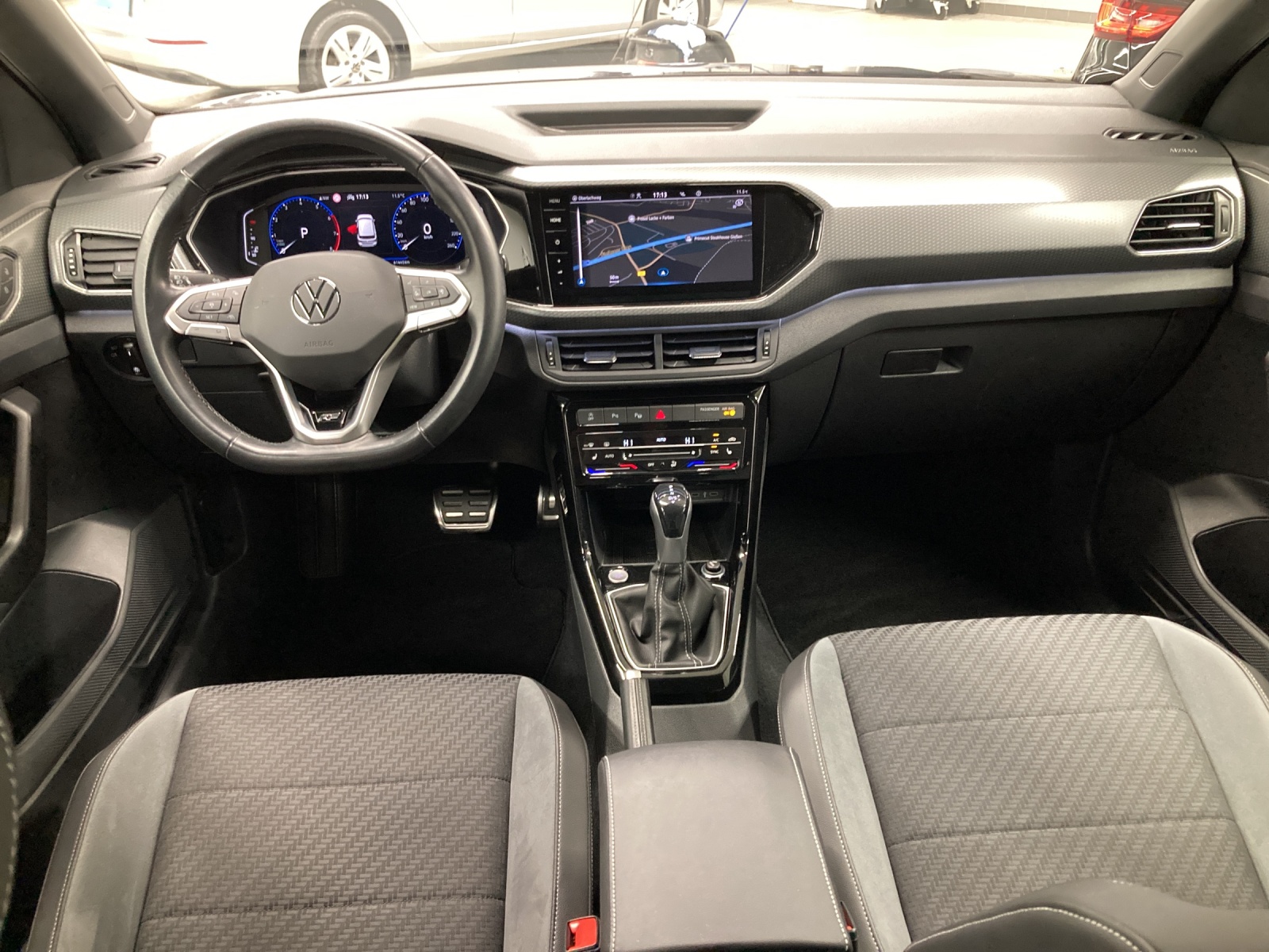 T-Cross TSI DSG R-Line TravelAssist Navi Kamera