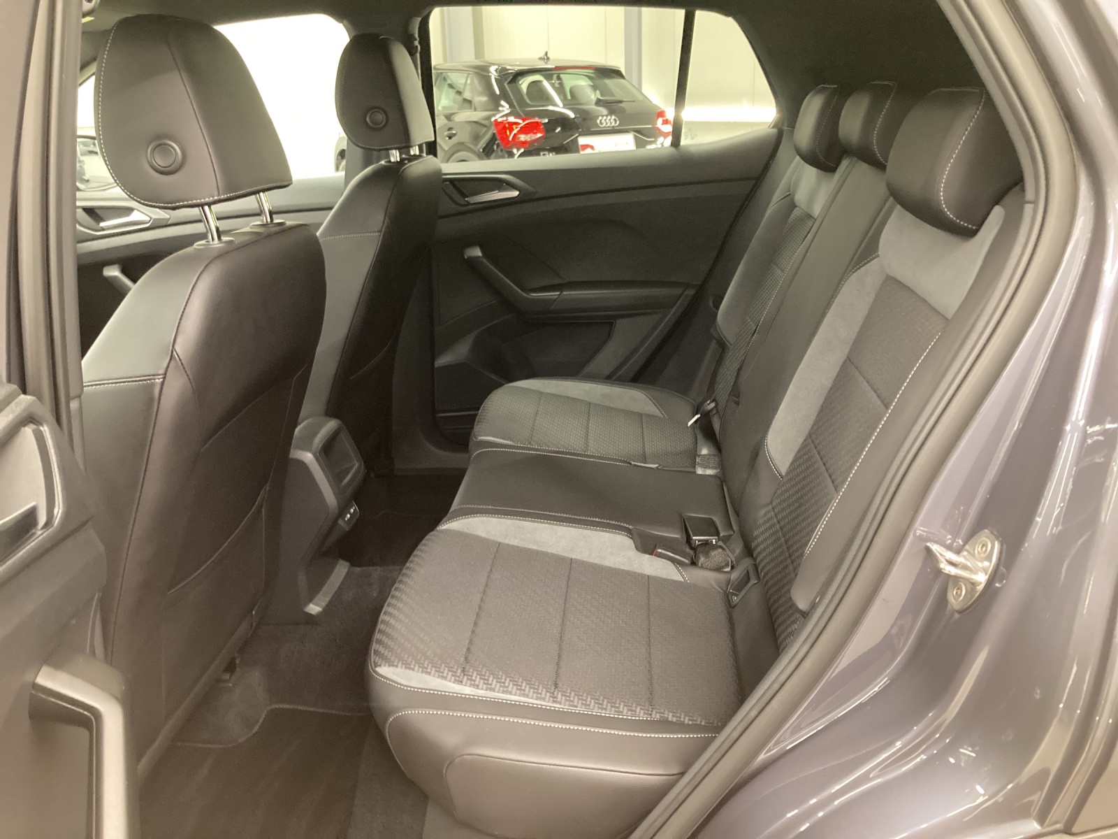 T-Cross TSI DSG R-Line TravelAssist Navi Kamera