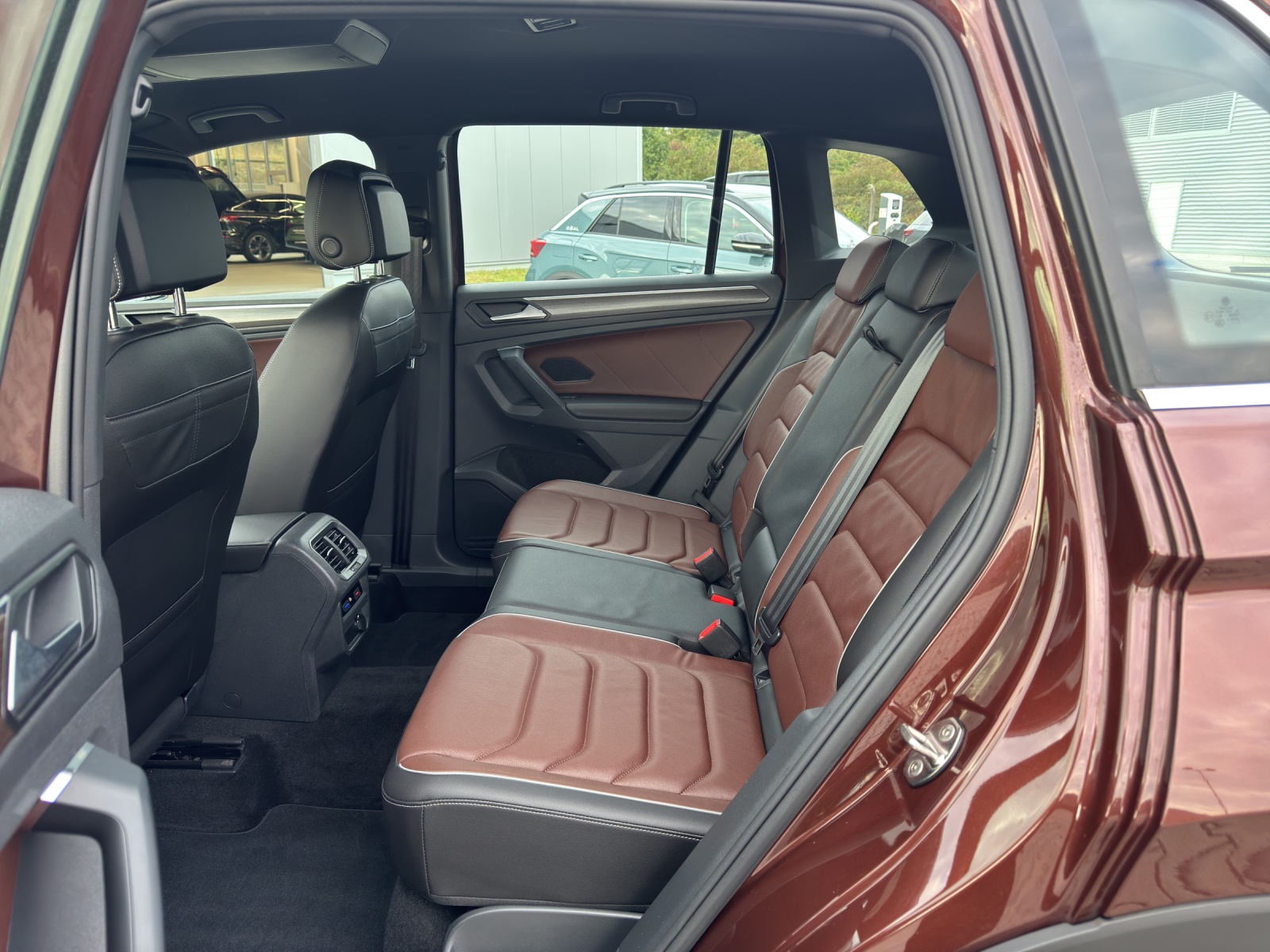 Tiguan TSI DSG 4M Elegance IQ-Light Standheiz.AHK