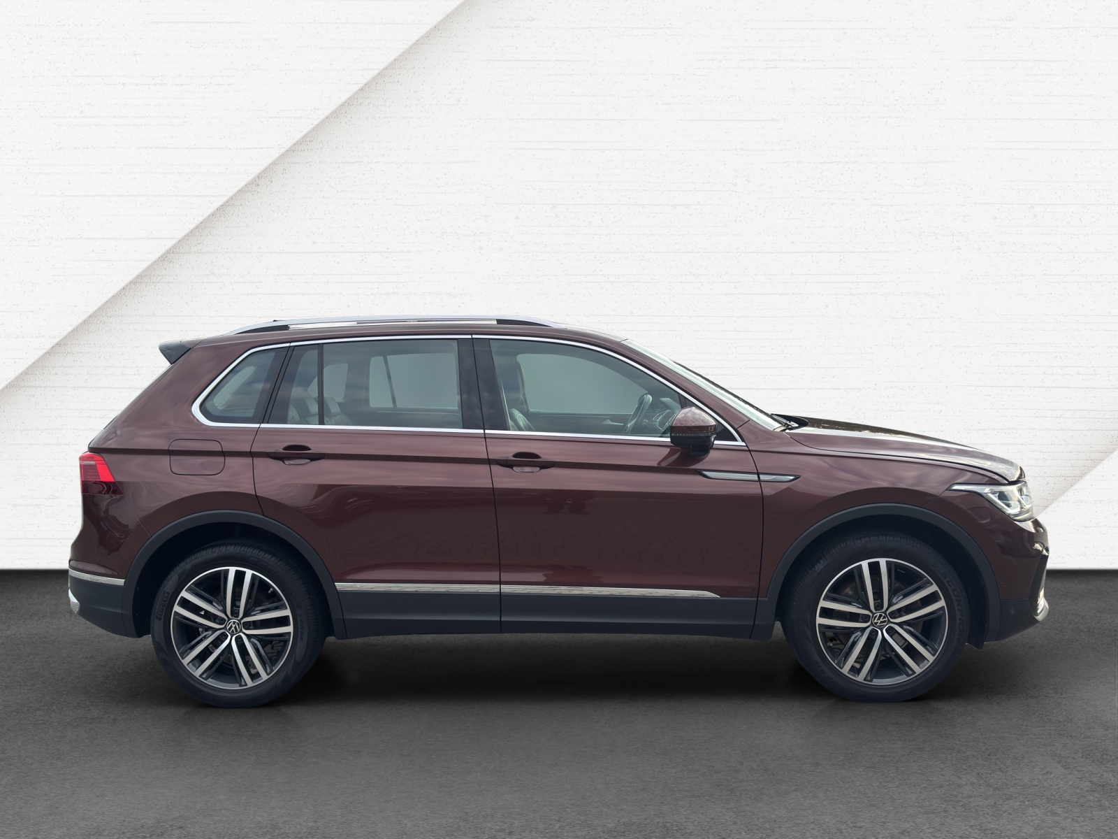 Tiguan TSI DSG 4M Elegance IQ-Light Standheiz.AHK