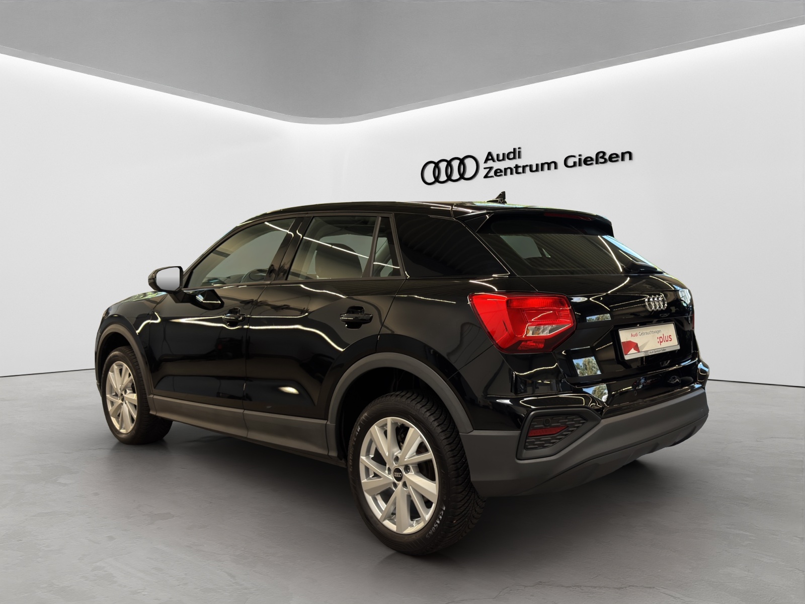Q2 30 TDI S tronic basis Assistenzpaket Kamera Navi