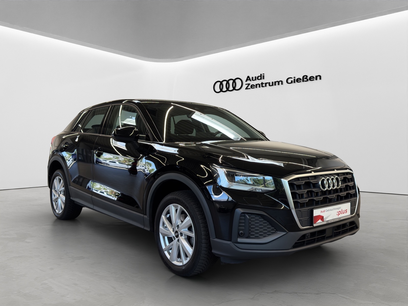 Q2 30 TDI S tronic basis Assistenzpaket Kamera Navi