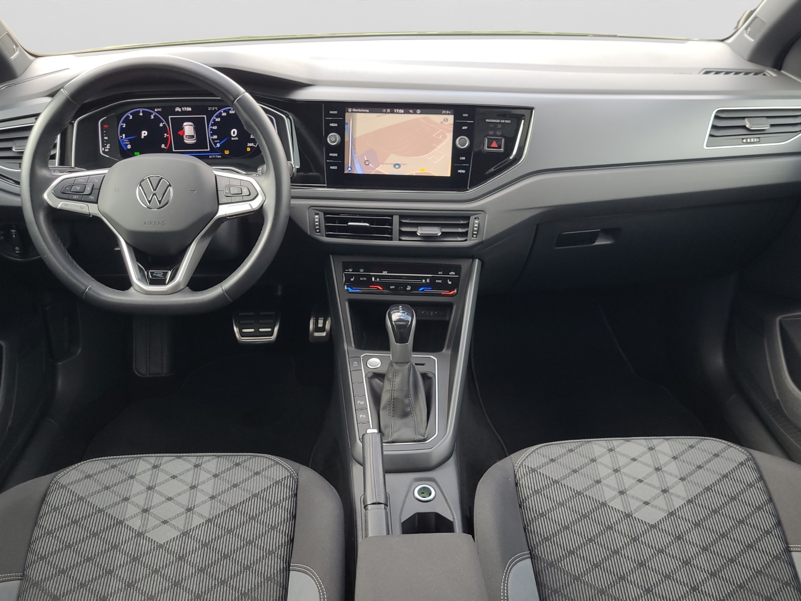 Taigo TSI DSG R-Line IQ-Light Panodach Navi TravelAssist