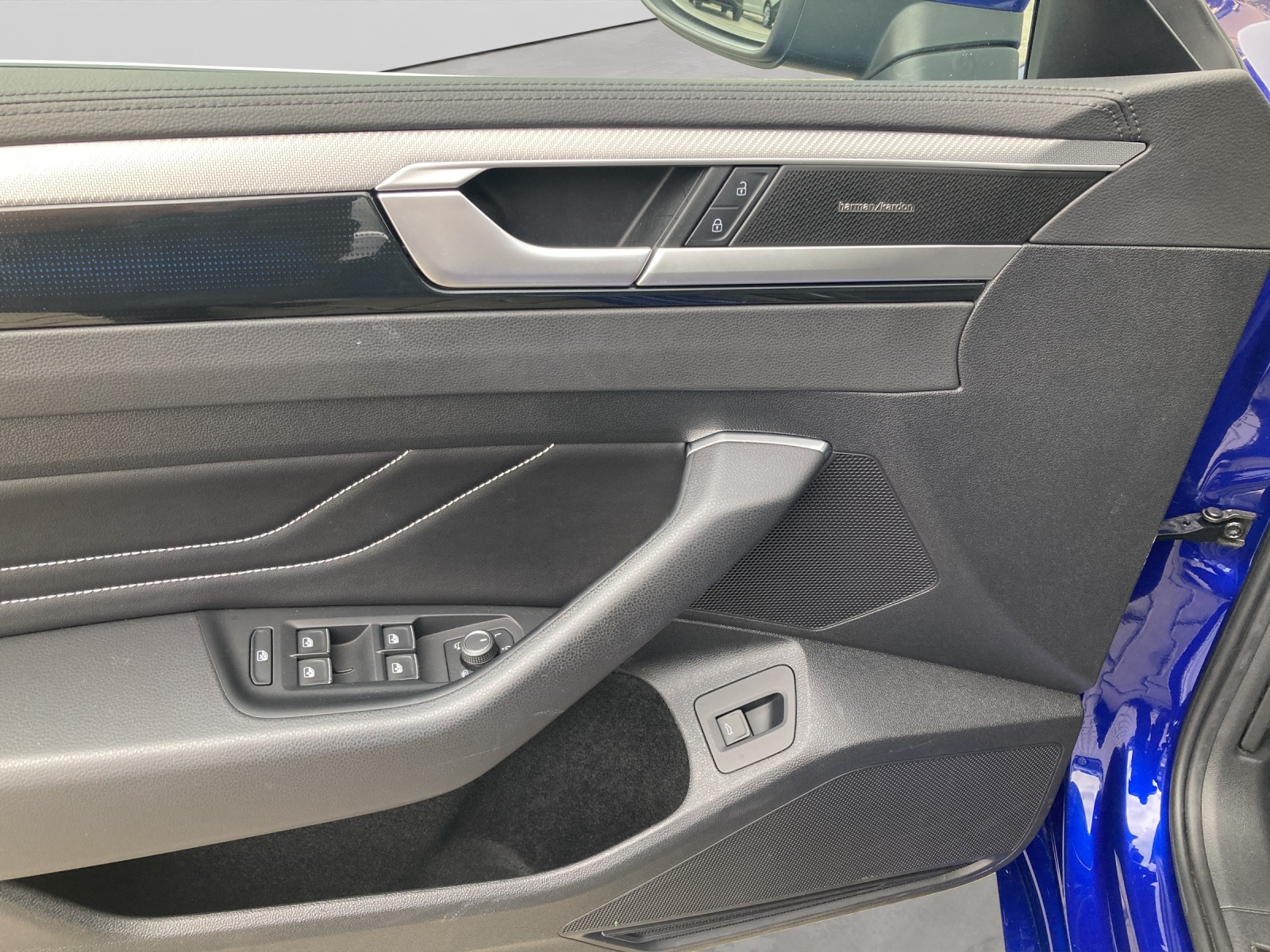 Arteon Shooting Brake TSI DSG R-Line IQ-Light Panodach Standh. AHK