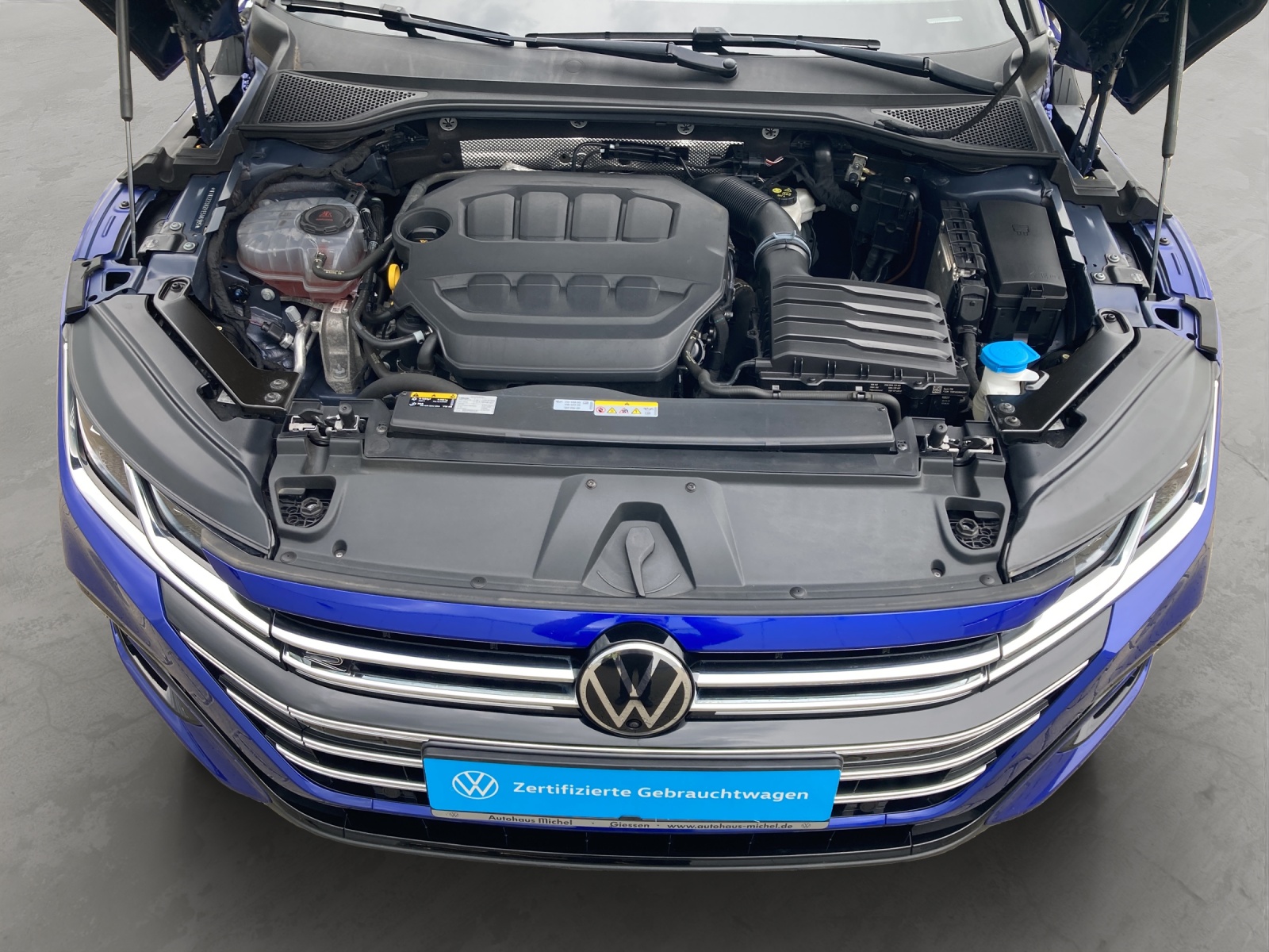 Arteon Shooting Brake TSI DSG R-Line IQ-Light Panodach Standh. AHK
