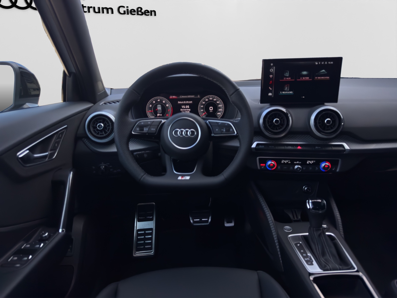Q2 35 TFSI S-tronic S line competition Black AHK Matrix-LED