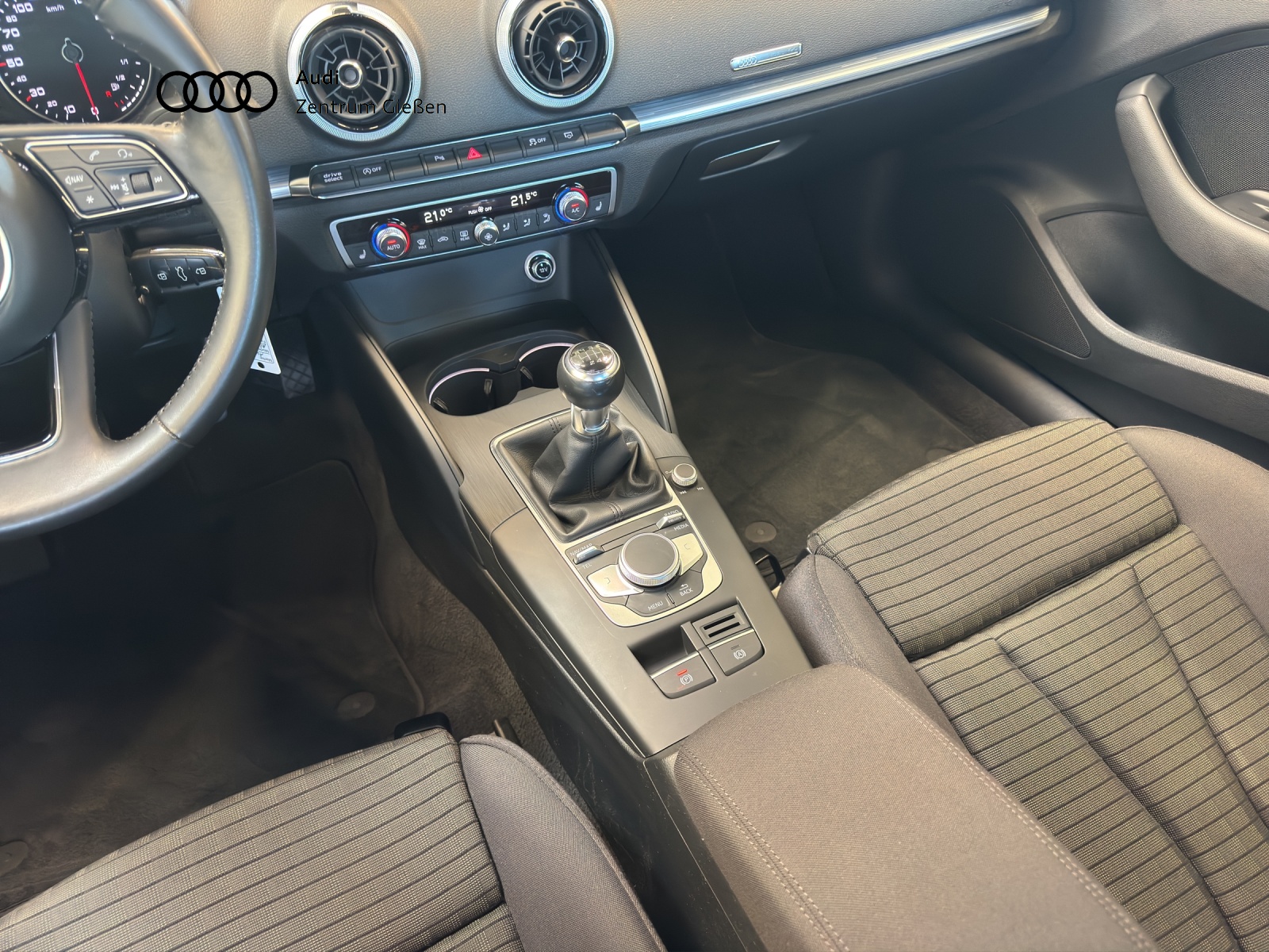 A3 Sportback 1.0 TFSI sport Einparkhilfe Navi