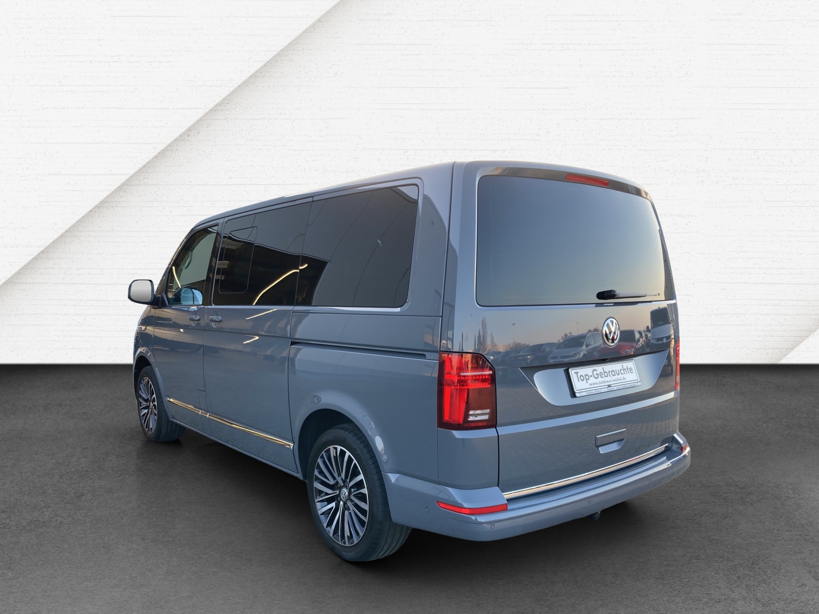 T6 Multivan 6.1 Generation Six 2,0 TDI AHK LED Navi Kamera ACC 7 Sitzer