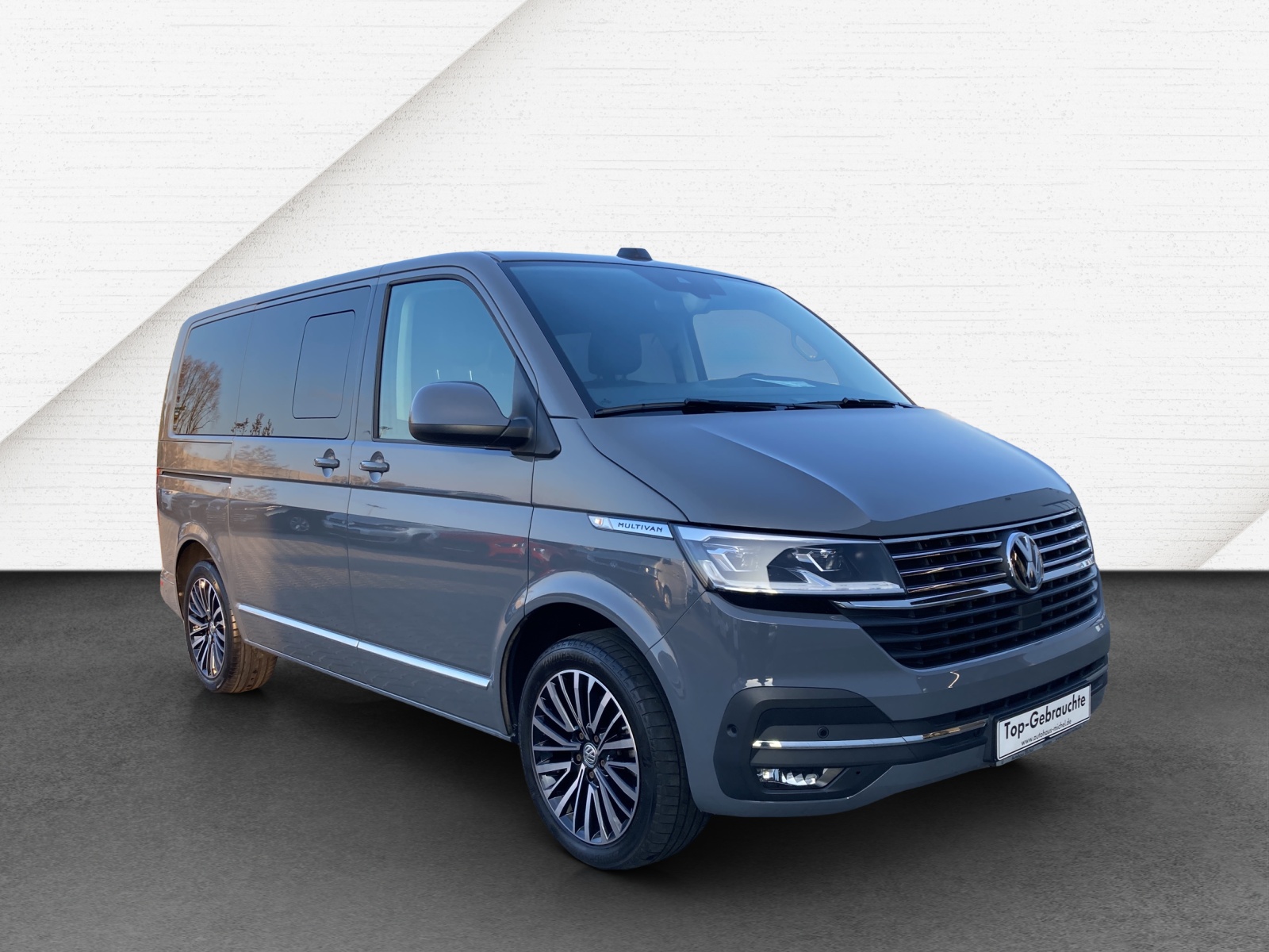 T6 Multivan 6.1 Generation Six 2,0 TDI AHK LED Navi Kamera ACC 7 Sitzer
