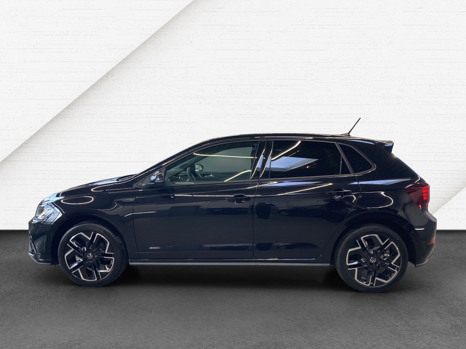 Polo TSI DSG R-Line LED TravelAssist Kamera AppConnect