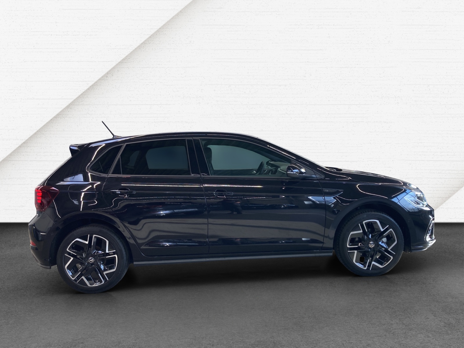 Polo TSI DSG R-Line LED TravelAssist Kamera AppConnect