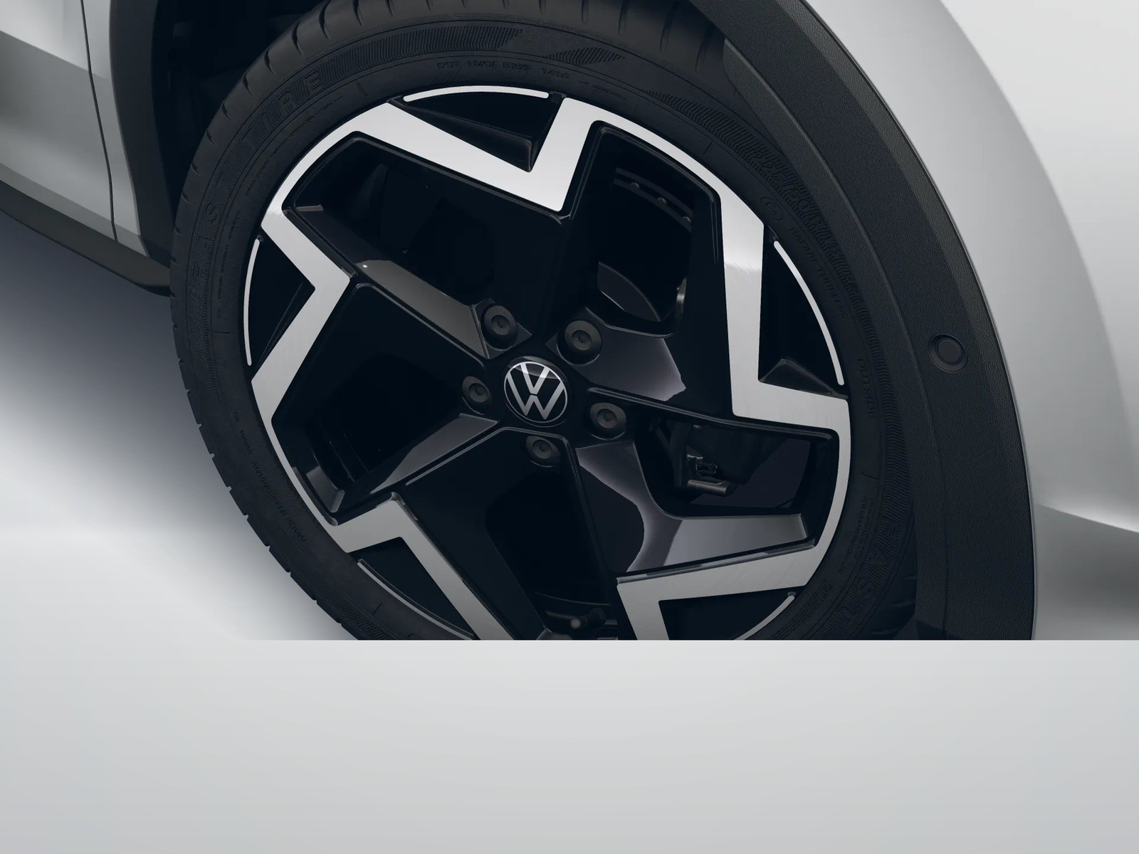 T-Roc eTSI DSG R-Line IQ-Light ACC Navi Kamera AHK